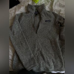 2 Patagonia pull overs